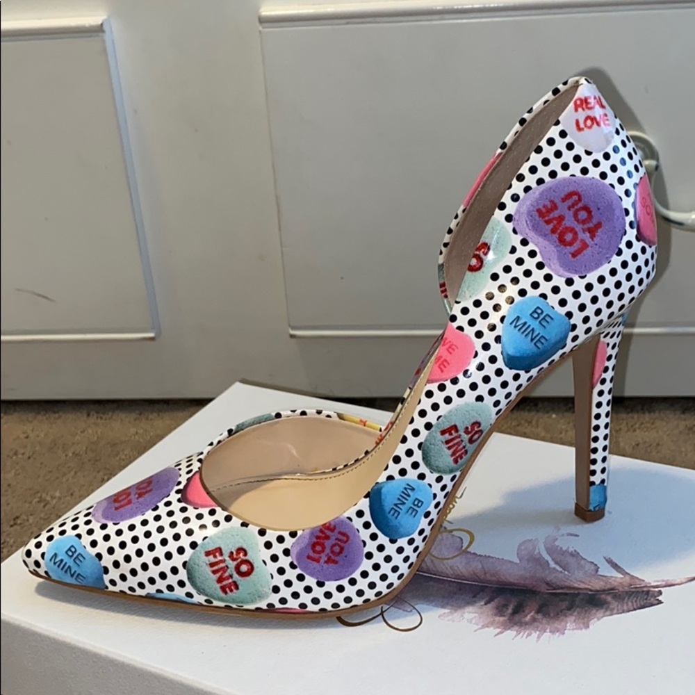 Jessica Simpson heels